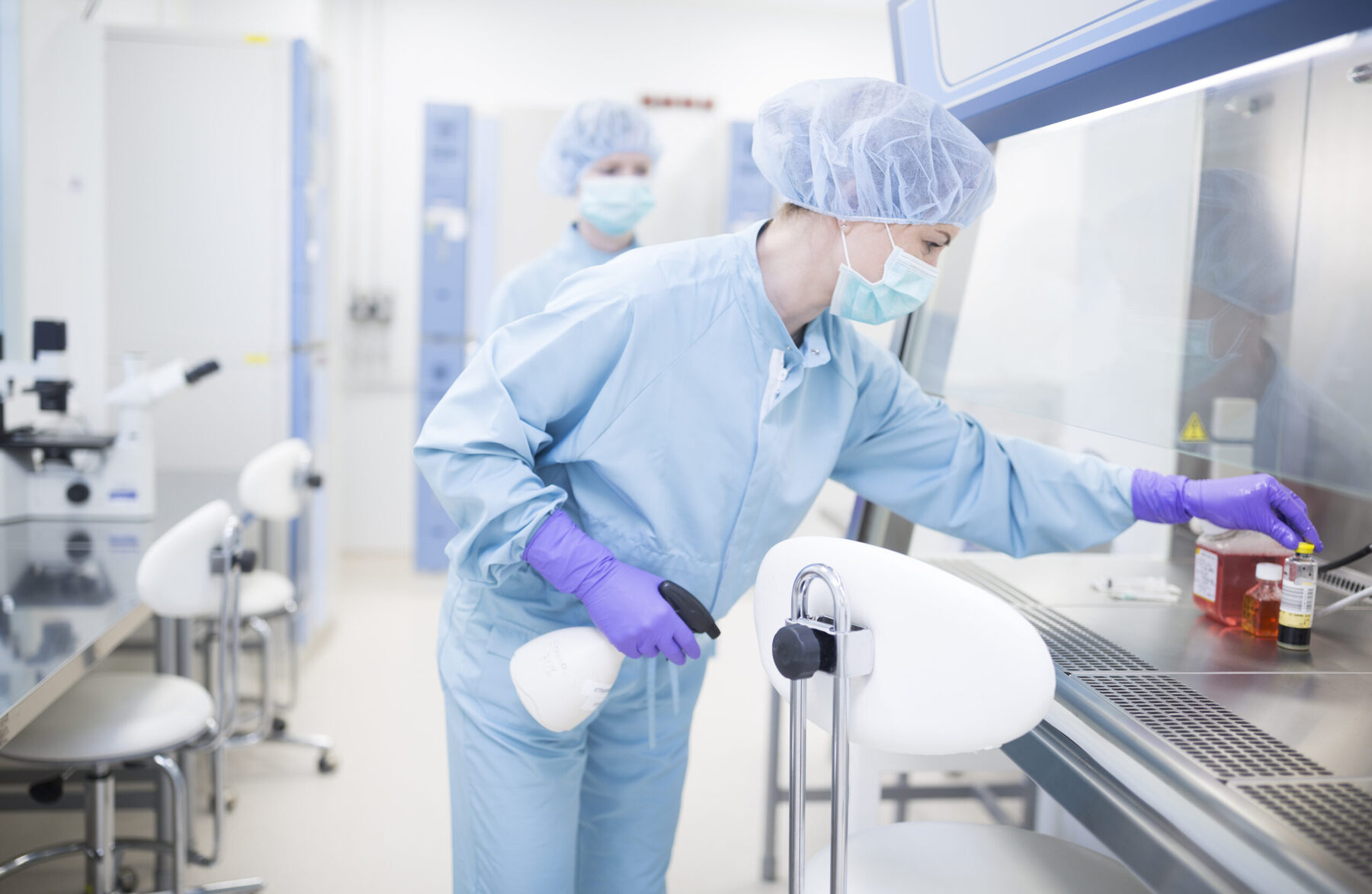 Cleanroom interior with stainless equipment and filtered ceiling